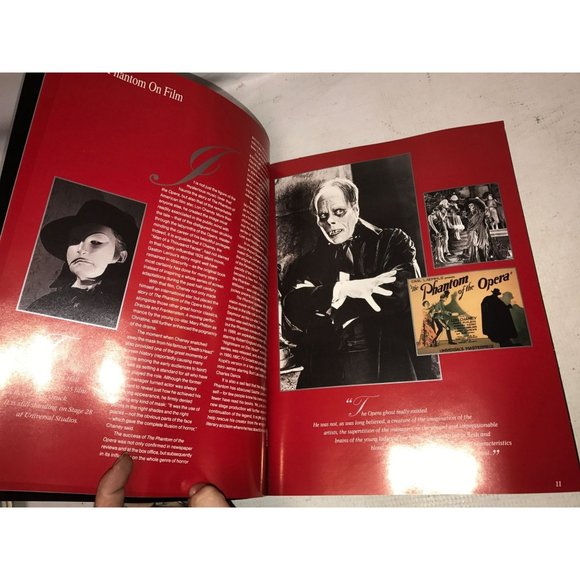 The Phantom Of the Opera Pantages Theatre Toronto Book & 2 Theatre Programs - Picture 8 of 16